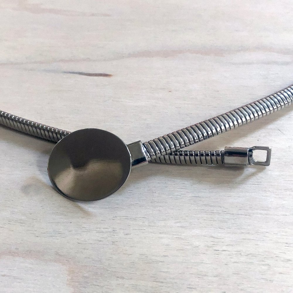 Vintage Thin Silvertone Metal Elastic Belt